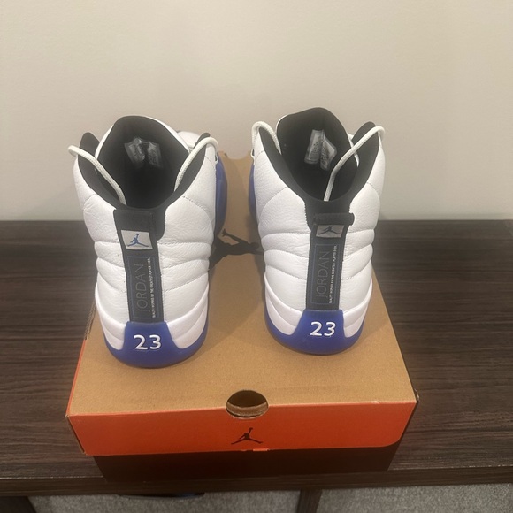 Jordan 12 Blueberry (Size 11) - Picture 5 of 9
